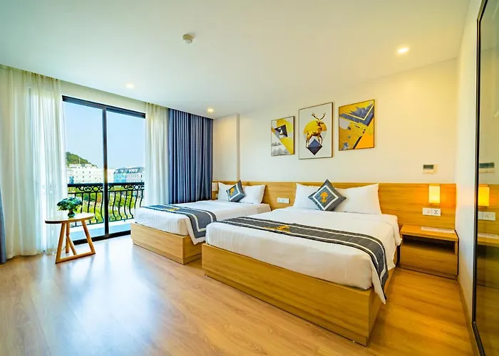 River Hotel 2*