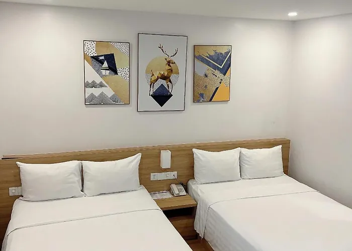 River Hotel 2*
